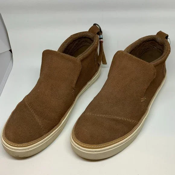 TOMS Paxton Slip-On Chukka Sneaker in Suede
